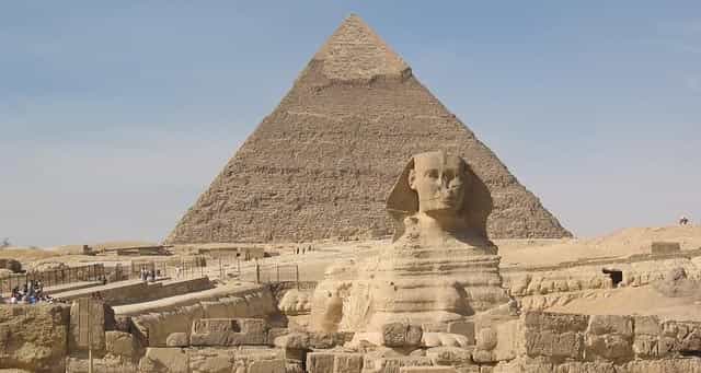 pyramid in cairo