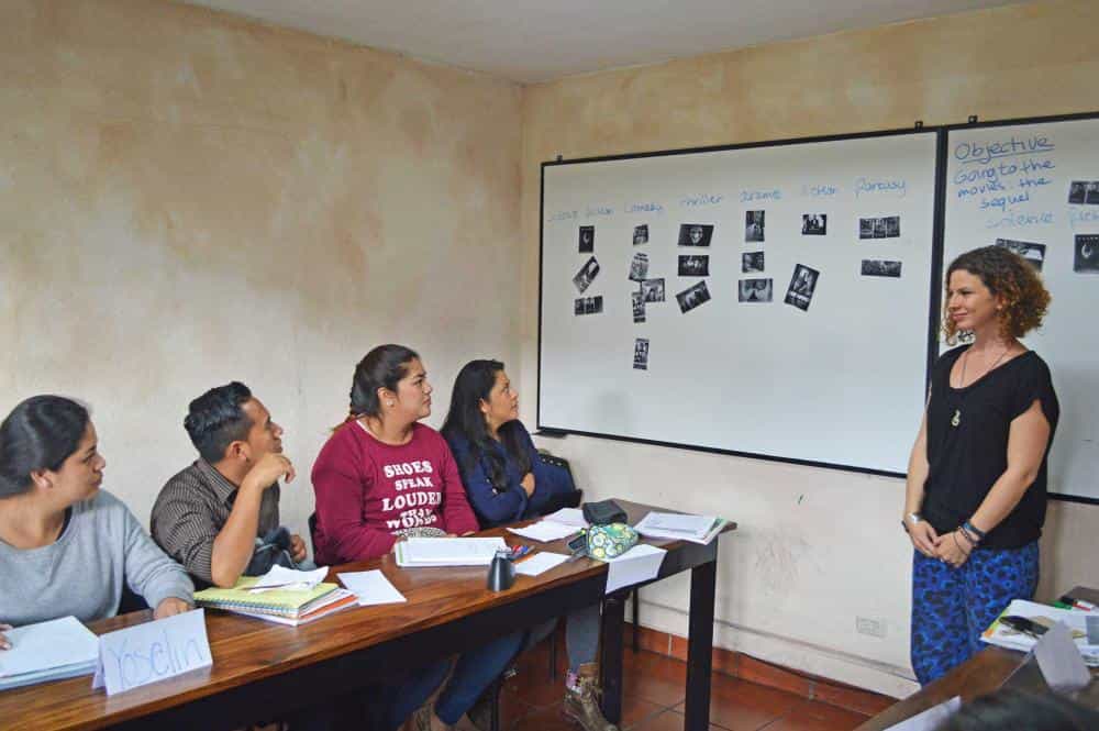 ITTT Trainee and students in La Antigua